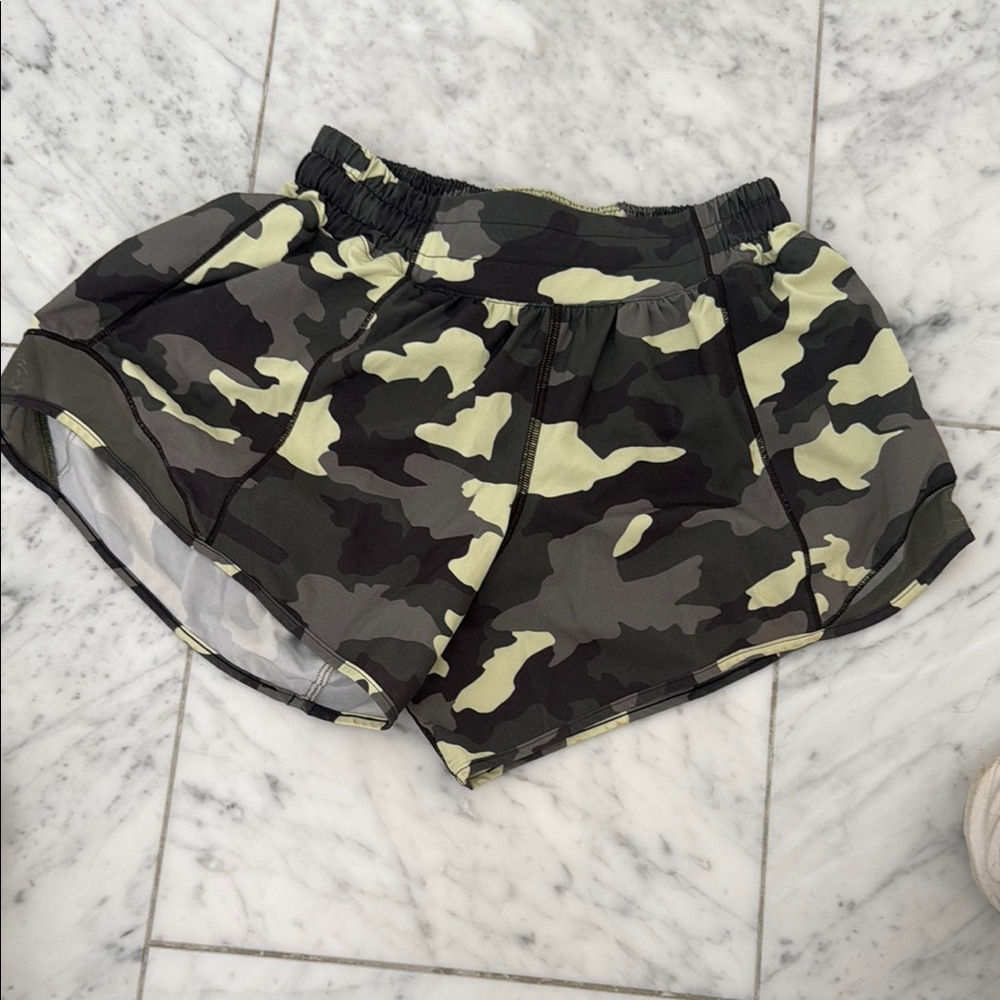 LululemonGreen and Black Camo Athletic Shorts with Elastic Waistband Size 4